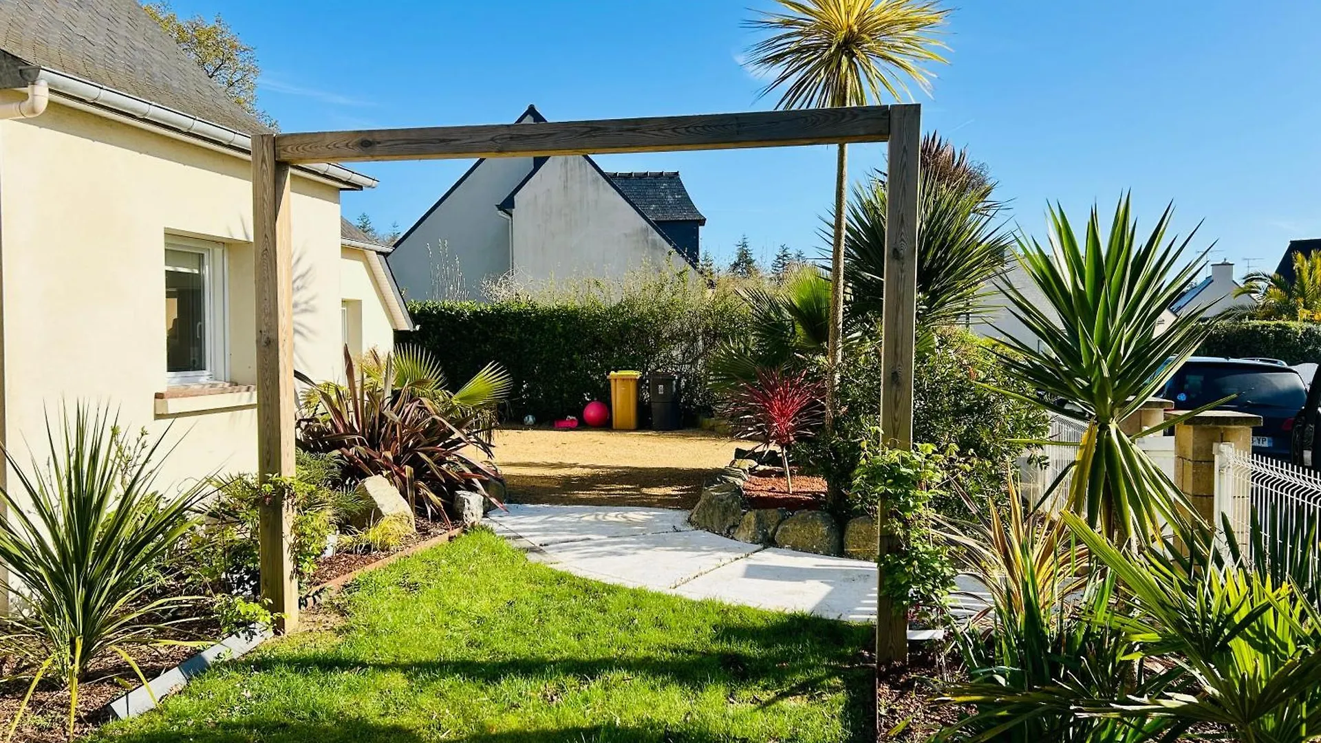 Holiday home Maison De Vacances Bretagne Treveneuc