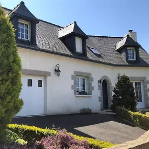 Hébergement de vacances Belle Maison Néo-bretonne à 5 Minutes De La, Tréveneuc